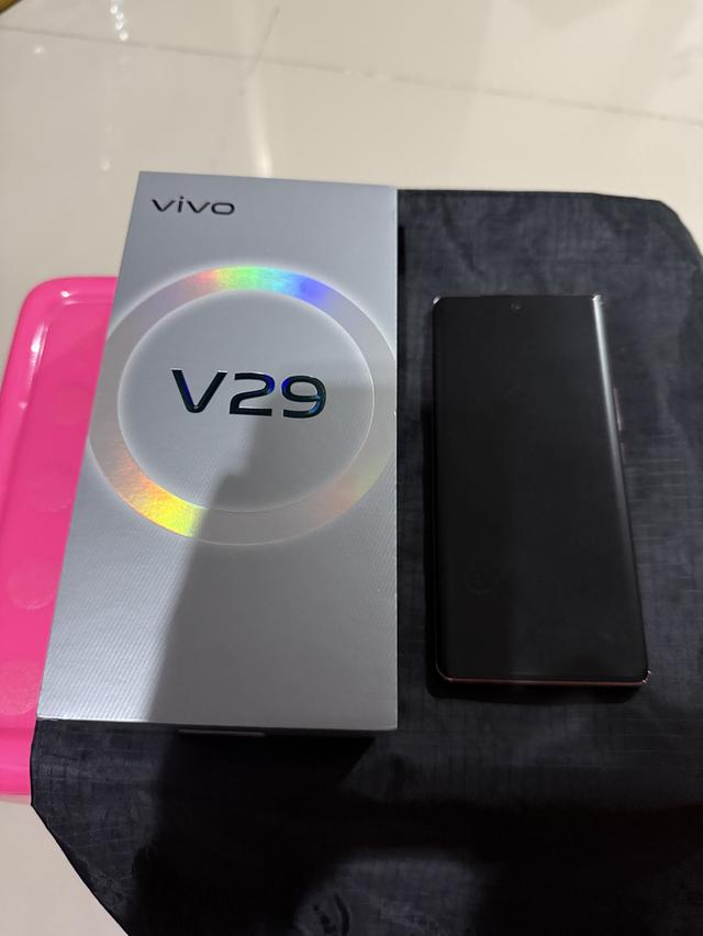 Vivo V29 5G 12/512GB สีแดงมารูน 💥 ราคา 6,500 บาท 💥 8