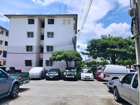 ขายห้องชุด บ้านเอื้ออาทรร่มเกล้า 2 เคหะร่มเกล้า ถนนราษฎร์พัฒนา ชั้น 2 เนื้อที่ 33.30 ตร.ม ทำเลดี พร้อมอยู่ 1