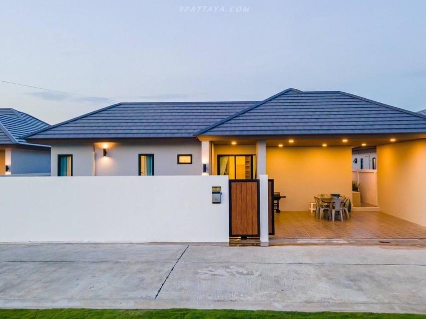 For Rent — Modern Pool Villa at Huay Yai PattayaModern-style pool villa with large land area and spacious living space in Huay Yai, Pattaya 10