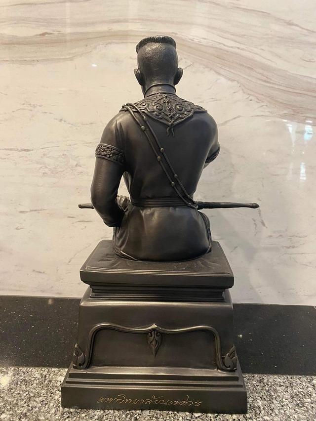 เปิดบูชา พระนเรศวรมหาราช หน้าตัก 9นิ้ว เนื้อทองเหลืองรมดำ องค์ใหญ่ ปี 2552 ปลุกเสกพิธีใหญ่ จัดสร้างโดย ม.นเรศวร จังหวัดพิษณุโลก รูปหล่อองค์สมเด็จพระน