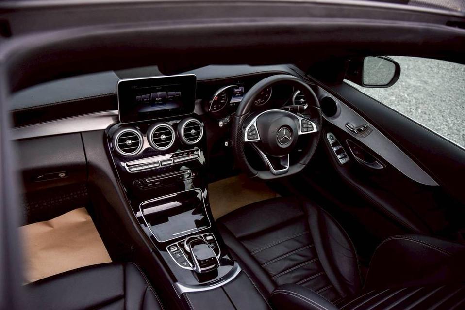 Mercedes Benz C300 AMG BlueTec Hybrid 12