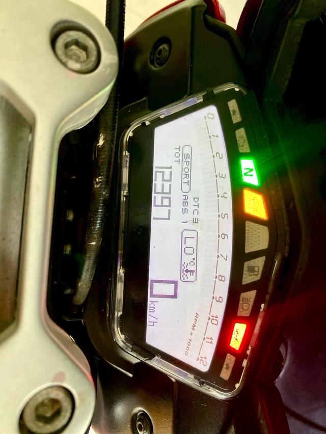 Ducati Hyper821 ปี2015 รูปที่ 6