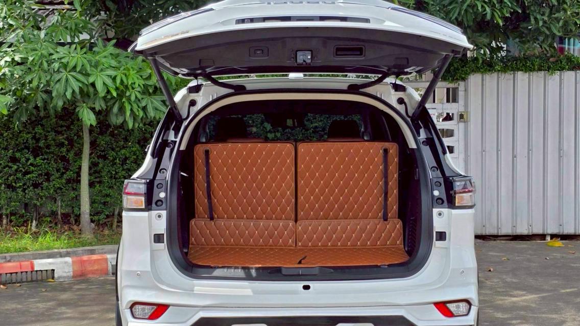 ขาย Isuzu MU-X 3.0 Ultimate 4wd ปี20 15