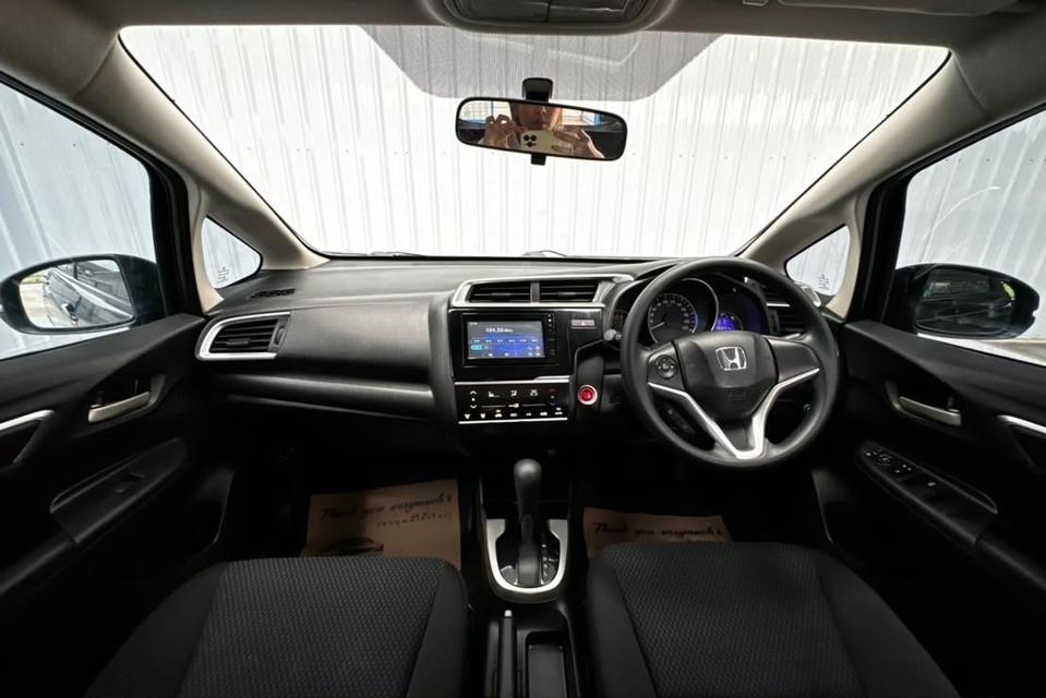 Honda Jazz 1.5V I-Vtec A/T ปี2020 12