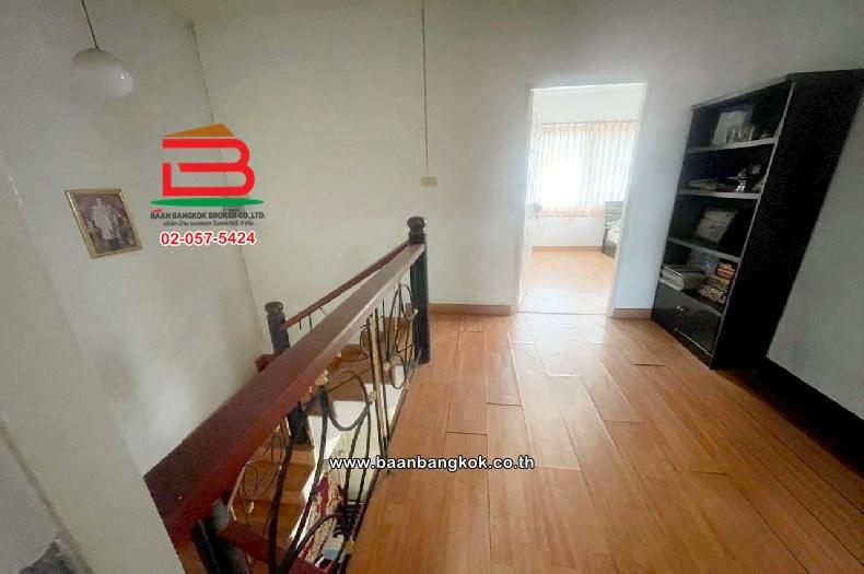 บ้านแฝด หมู่บ้าน เอ.ซี เฮ้าส์ 3 เนื้อที่ 36 ตร.ว (ตรงข้ามสถานีไฟฟ้าคูคตการไฟฟ้าส่วนภูมิภาค) ตำบลลาดสวาย อำเภอลำลูกกา ปทุมธานี 8