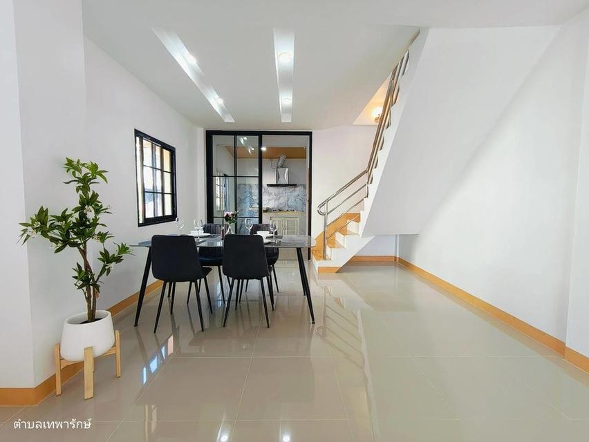 ทาวน์เฮาส์รีโนเวทใหม่ ทำเลเทพารักษ์ ใกล้ถนนใหญ่