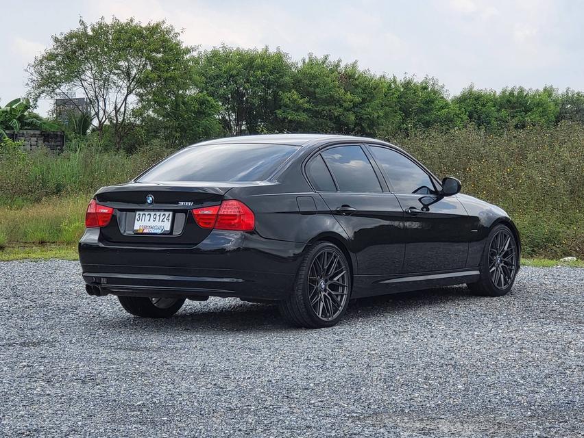 รหัสรถ NC9124 ✳️ 318i (E90) " LCI " V-Shape 2012 7