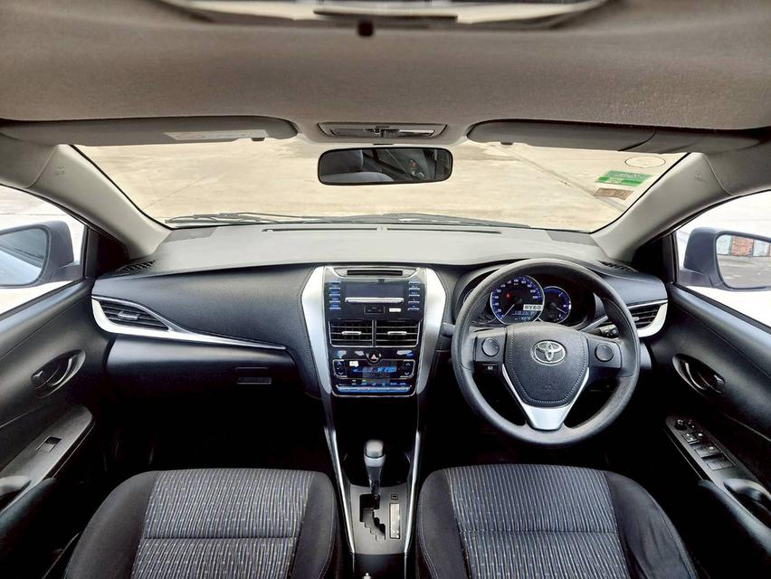 Toyota Yaris Ativ 1.2E ปี19 12