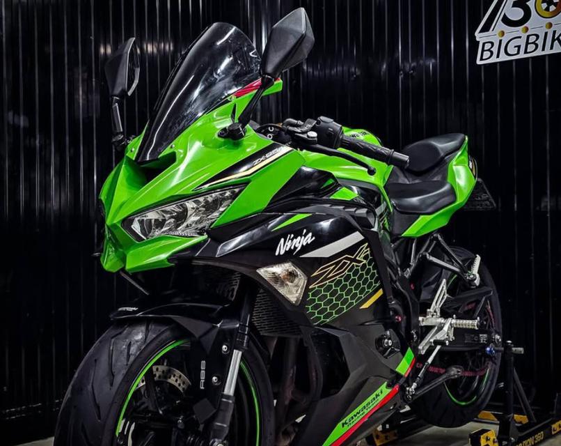 ปล่อยขาย Kawasaki Ninja ZX-25R สีเขียว 6