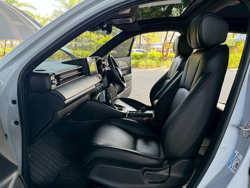 Honda HR-V 1.5 RS e-HEV AT ปี 2024 17