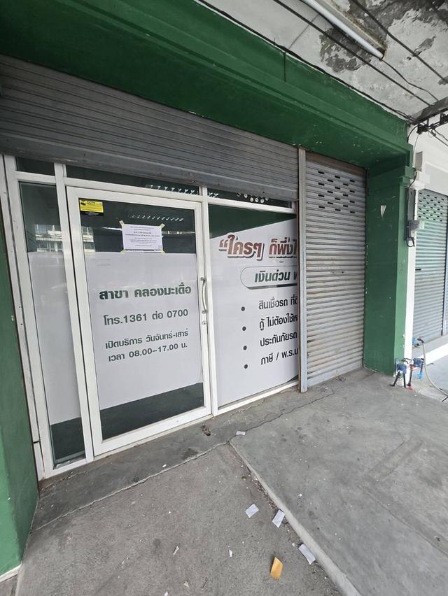 อาคารพาณิชย์ติดถนนเศรษฐกิจ ทำเลดี 6