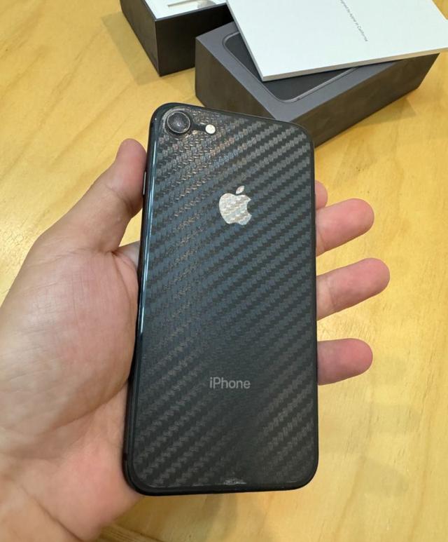 iPhone 8 สีดำ