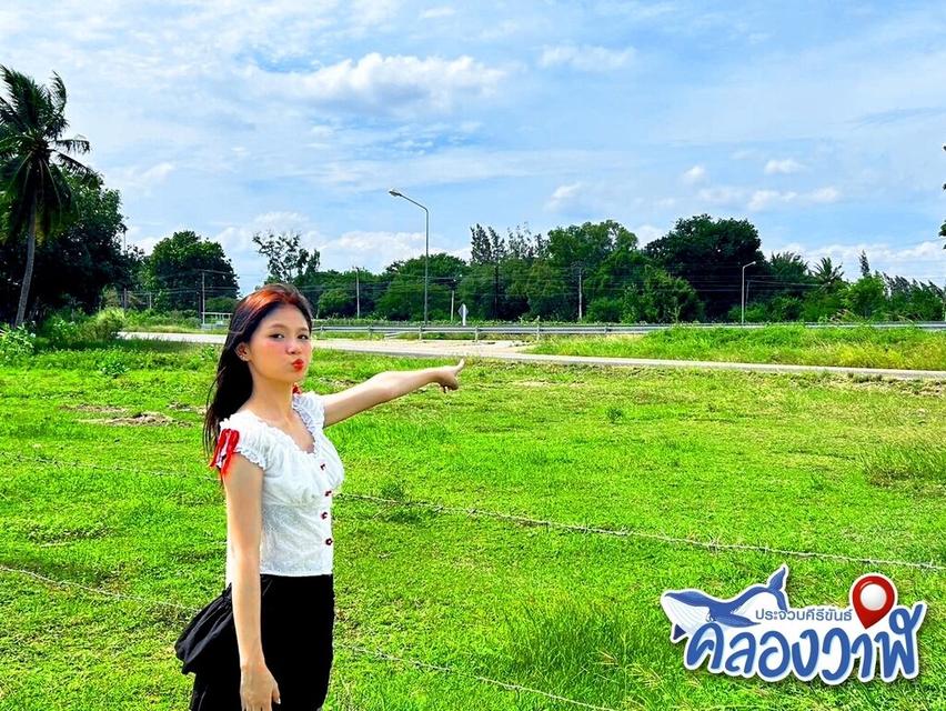 ที่ดิน.ใกล้หาด วิวภูเขา ห่างทะเลเพียง 5 นาที แบ่งขาย 110-200 ตรว.  ต.คลองวาฬ อ.เมือง  จ.ประจวบคีรีขันธ์ 3