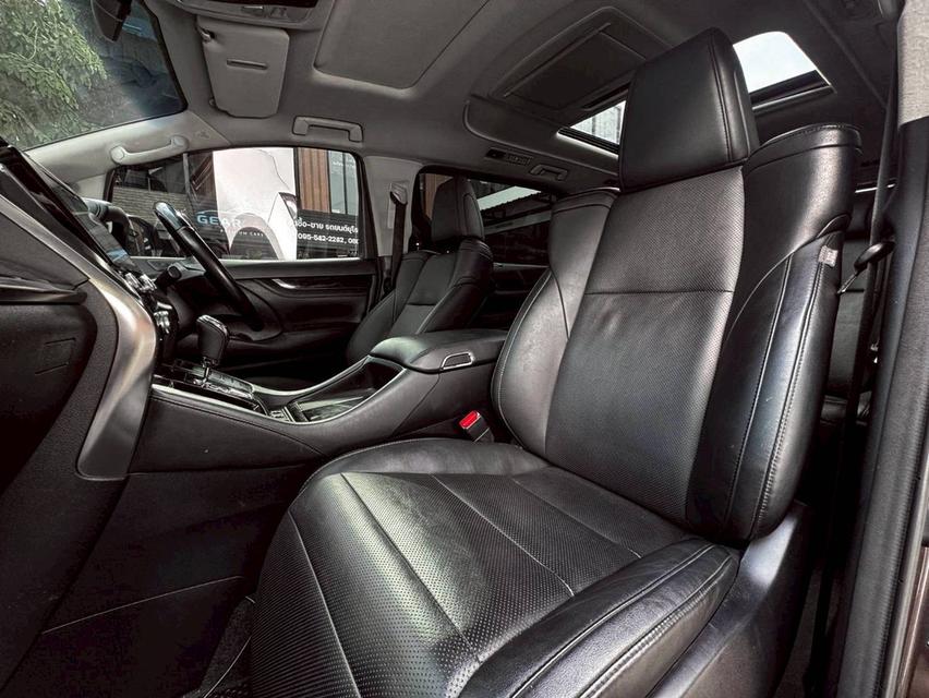 Toyota Alphard SC package รูปที่ 9