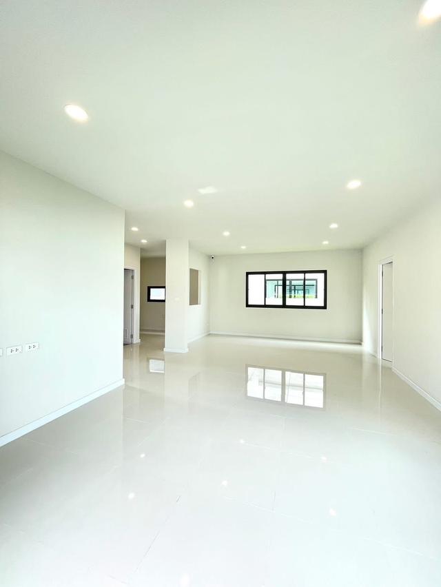 CAMBRIDGE 205 Sqm บ้านเดี่ยว 2 ชั้น 4 ห้องนอน 5 ห้องน้ำ 2 ที่จอดรถ 3