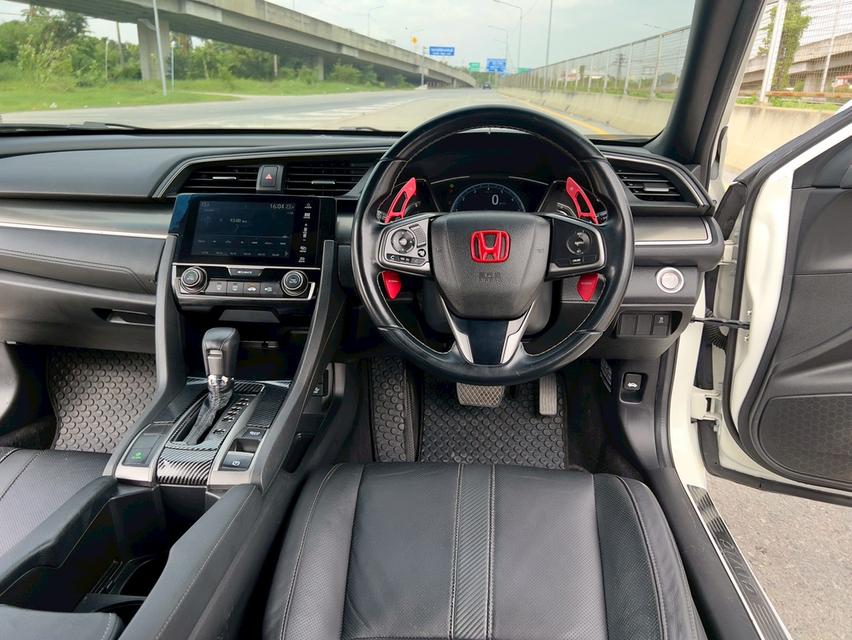 Honda civic fk 1.5 turbo hatchback ปี 2019 13