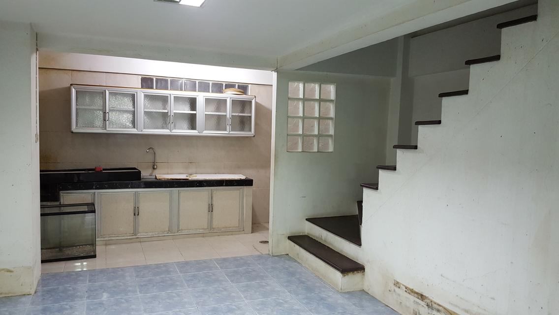 ให้เช่าโฮมออฟฟิศ ทำเลทอง!  3.5 ชั้น ม.มวลชนธานี บางแวก (บ้านเปล่า)  ติดถนนบางแวก พุทธมณฑลสาย 2 แยกทศกัณฑ์ 4