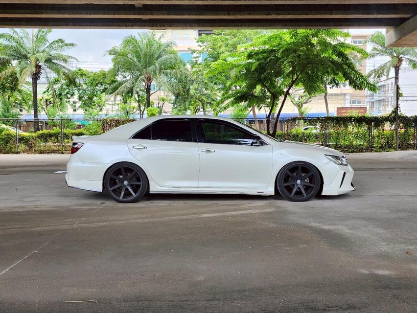 ขายรถ Toyota Camry 2.0G Estimo ปี 2015 สีขาว เกียร์ออโต้ 8