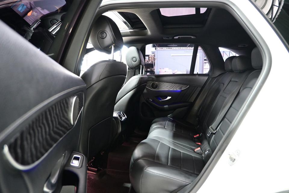 รหัสรถ JRS8146 Benz GLC220d AMG Dynamic Facelift ปี 2022 รูปที่ 13