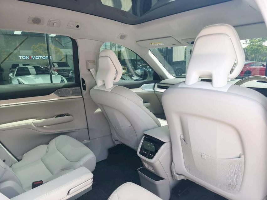 รหัสรถ KPV2037 2025 Volvo EX90 Ultra Twin Performance Top  6