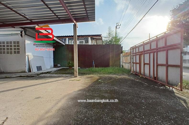ที่ดินพร้อมบ้าน ซอยวิภาวดี 60 เนื้อที่ 54 ตรว. ถนนวิภาวดีรังสิต แขวงตลาดบางเขน เขตบางเขน กรุงเทพฯ