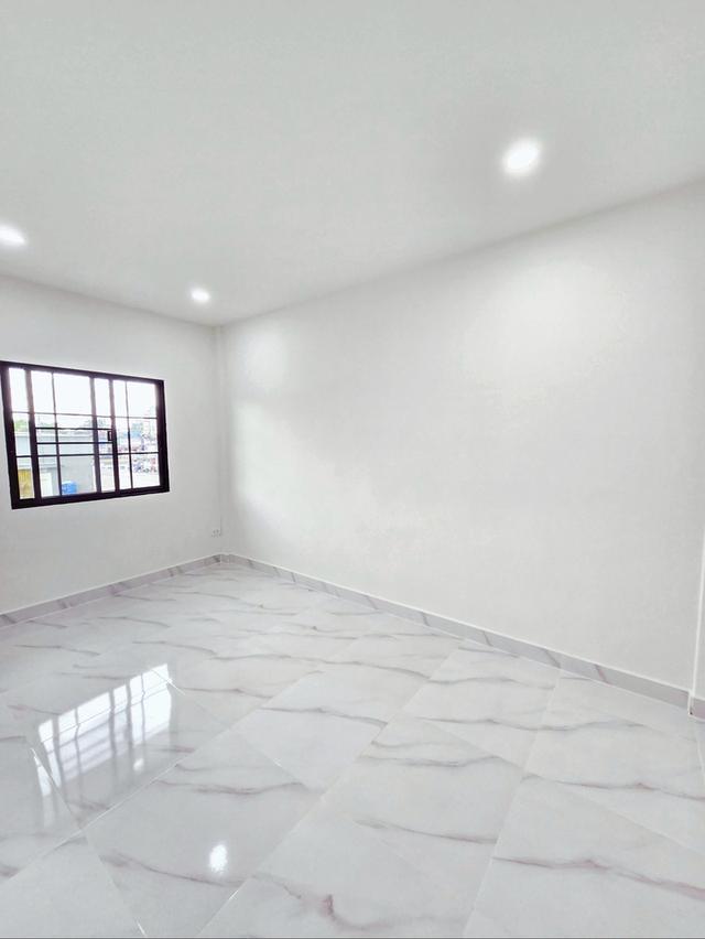 หมู่บ้านอยู่เจริญ4 ซ.1  [ ต.ลาดสวาย อ.ลำลูกกา จ.ปทุมธานี ] 8