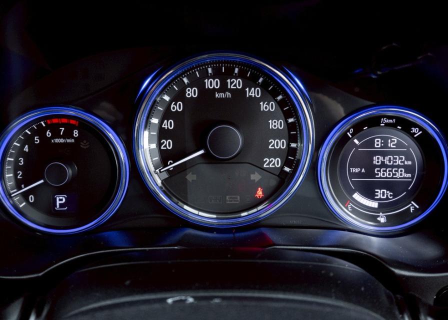 HONDA CITY 1.5 SV เกียร์ AT ปี 2014 สีน้ำเงินเลขไมล์ 183,621 กมราคา 259,000 บาทโทร 0929699899 6B447 รูปที่ 9
