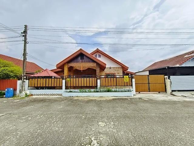 วัดดอนใหญ่ 200ม.ธัญบุรี ลำลูกกา คลอง 8 ให้เช่าบ้านเดี่ยว รีโนเวทใหม่ 60 ตร.วา.240 ตร.ม. 3 นอน 3 น้ำ ตลาดชัชวาล คลอง 7 4. 2