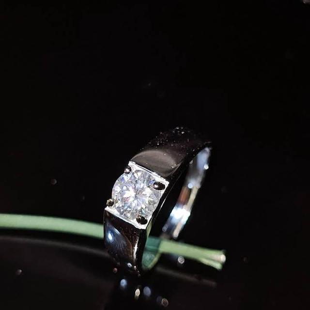 แหวนเพชรแท้ ดีไซน์ทันสมัย ราคาสบายกระเป๋า พร้อมใบรับรอง - ปุอามี่ Diamond Lap Rama2 (083-2469526) 