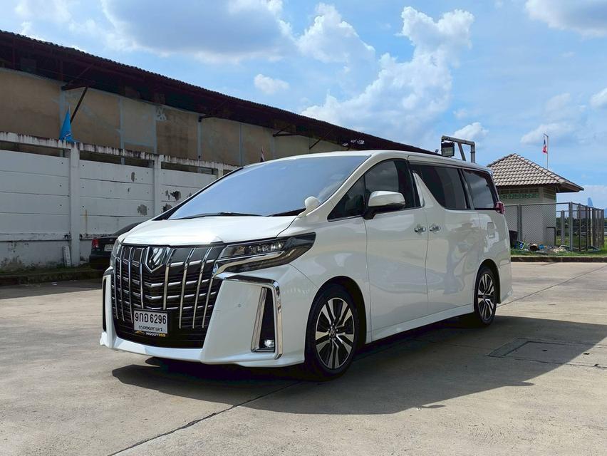 TOYOTA Alphard 2.5 S C-Package Van สีขาว ปี 2020