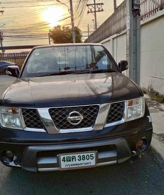 Nissan Frontier มือสอง สีดำ