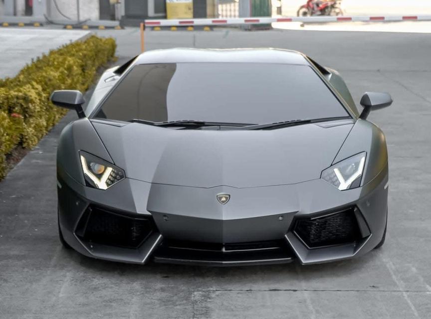 ขาย Lamborghini Aventador LP700-4