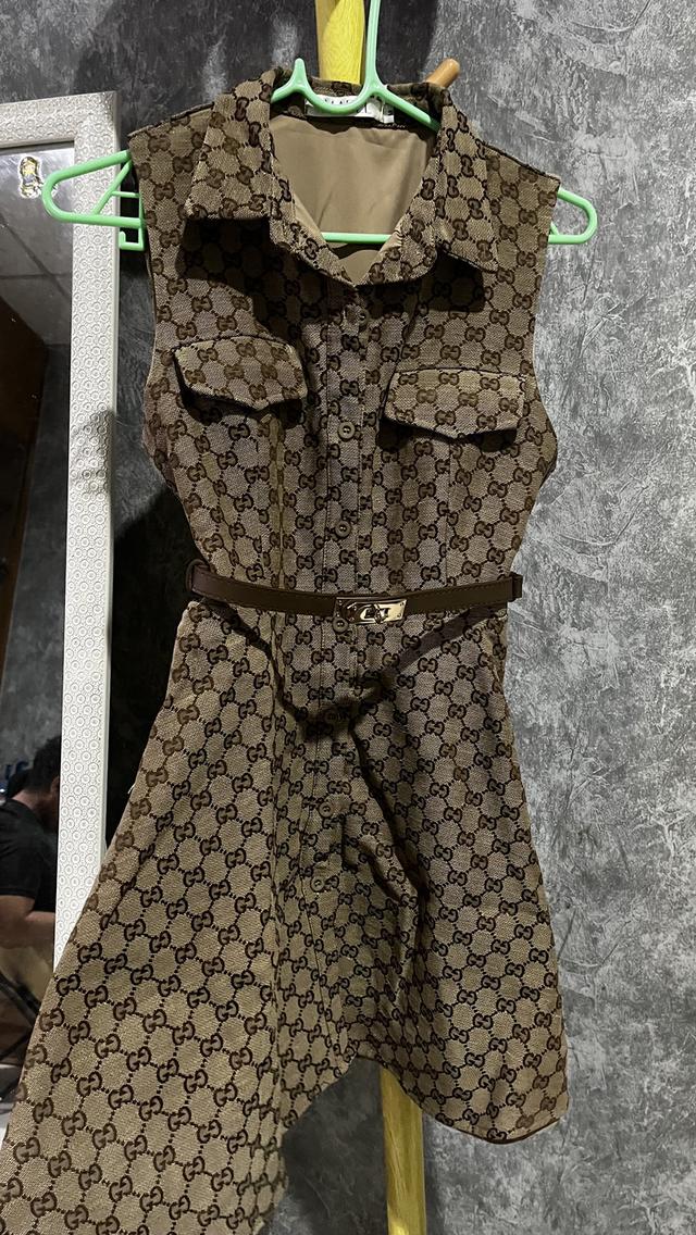 ชุดเดรสแขนกุด มือ1ไซด์ m