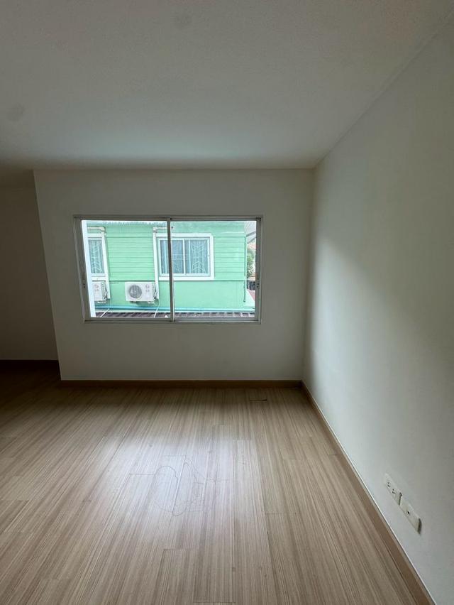 🏡 ทาวน์โฮมรีโนเวทใหม่ทั้งหลัง ราคาต่ำกว่าประเมิน หมู่บ้านมี รปภ. 24 ชม. | คลองสามวา ถ.หทัยราษฎร์ 10