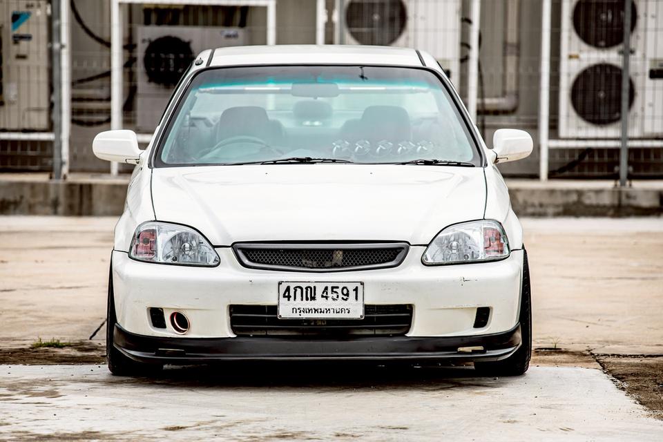 Honda Civic Eg สีขาว ปี 1998 เครื่อง B20 ออโต้ 