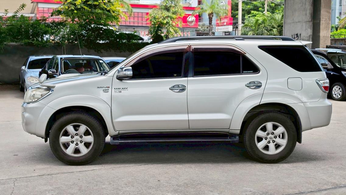 Toyota Fortuner 3.0 V 2WD AT ปี 2009 7