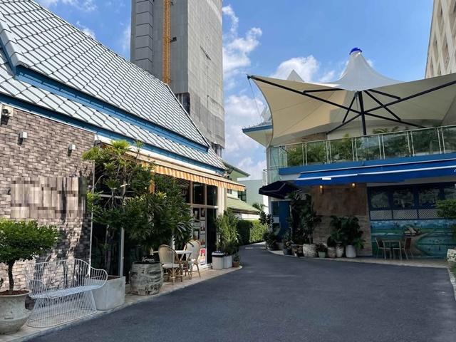 BTS สะพานตากสิน 11 จอดรถ เจริญกรุง 68-77 จันทน์ ให้เช่าร้าน cafe พร้อมที่จอดรถ 1 นอน 2 น้ำ 37 ตร.ม. ทำเลดี เอเชียทีค 1 ก 1
