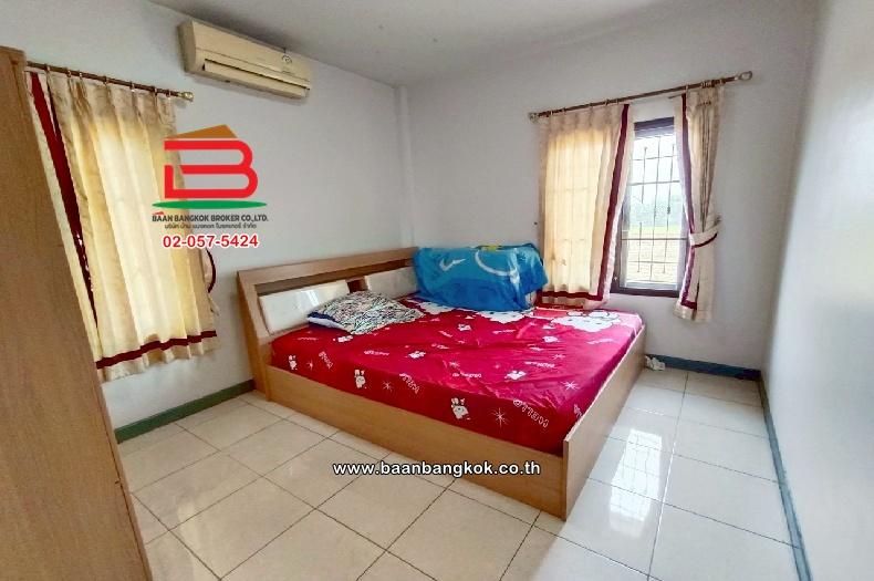 บ้านเดี่ยว หมู่บ้านนนทิชา ลำลูกกา-คลอง 8 (เฟส 1) เนื้อที่ 57.5 ตร.ว (ใกล้ตลาดเจริญกัลป์ คลอง.8 ลำลูกกา) ตำบลลำลูกกา อำเภอลำลูกกา จังหวัดปทุมธานี 12