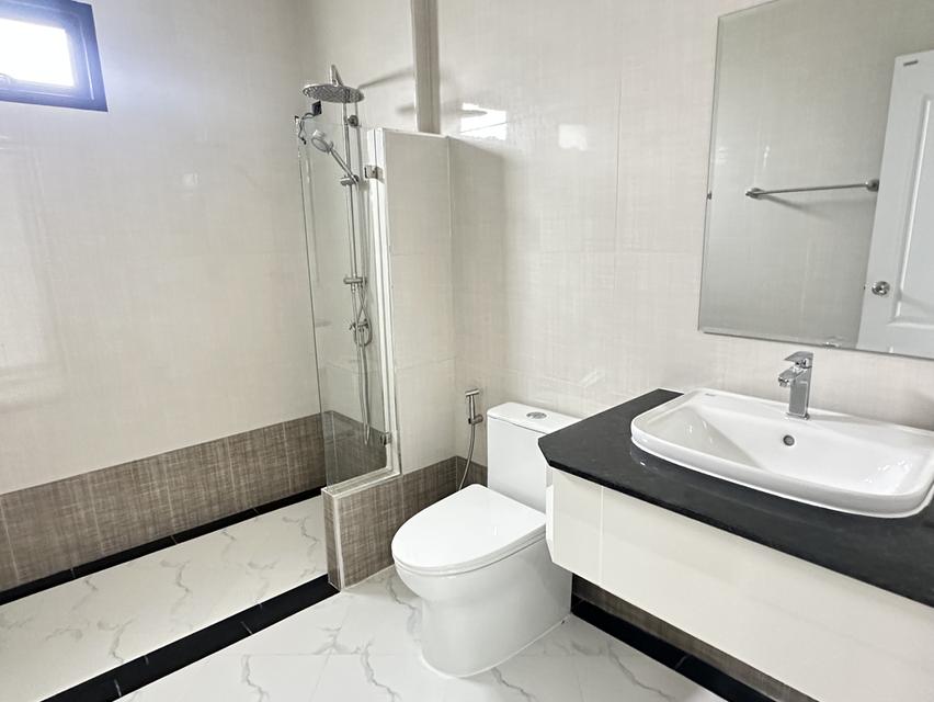 บ้านพลูวิวล่า พัทยา ใกล้โรงเรียนนานาชาติ 8