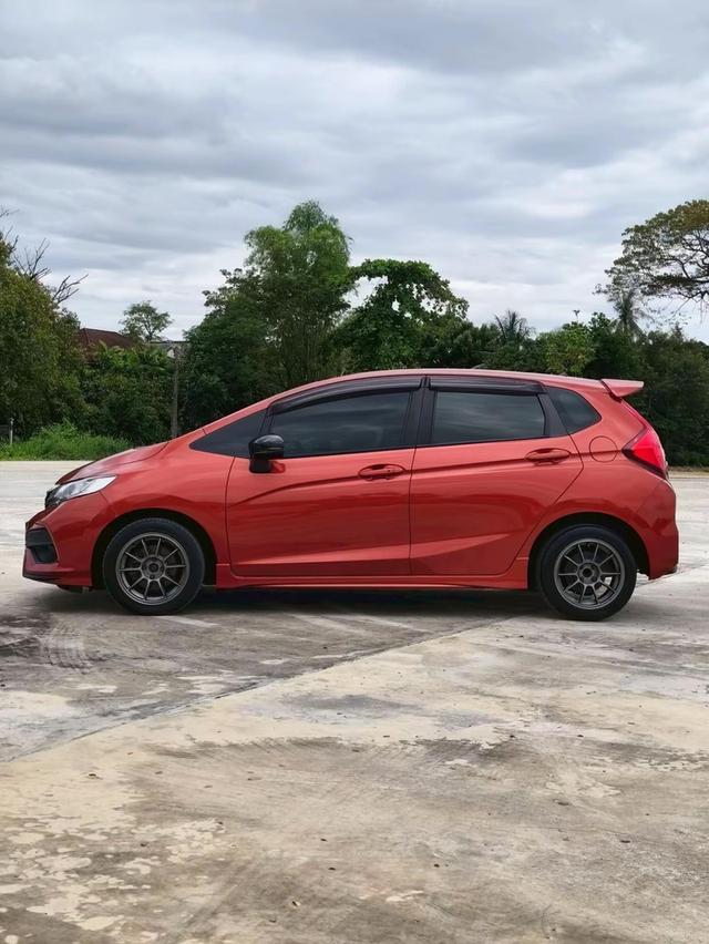 HONDA JAZZ GK 1.5 RS TOP 2017 8