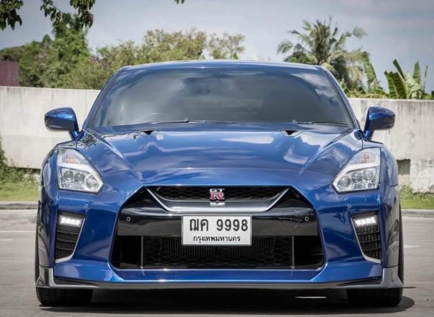 Nissan GT-R สีน้ำเงิน 3