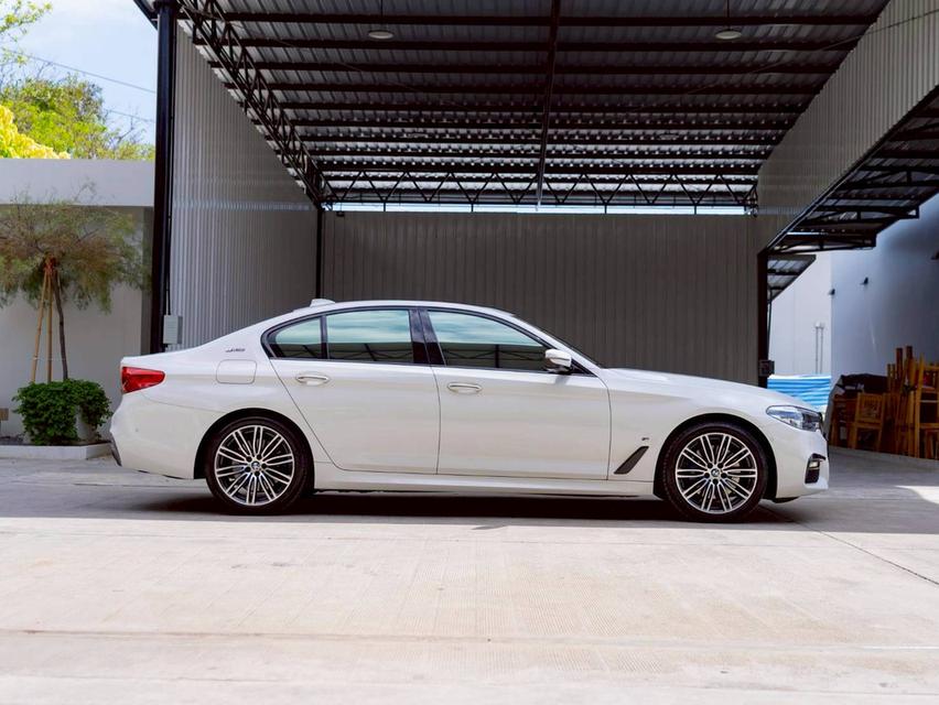 BMW 530e M Sport ปีจด 2019 ประกันเครื่องเกียร์3ปี /30,000 km. รูปที่ 5