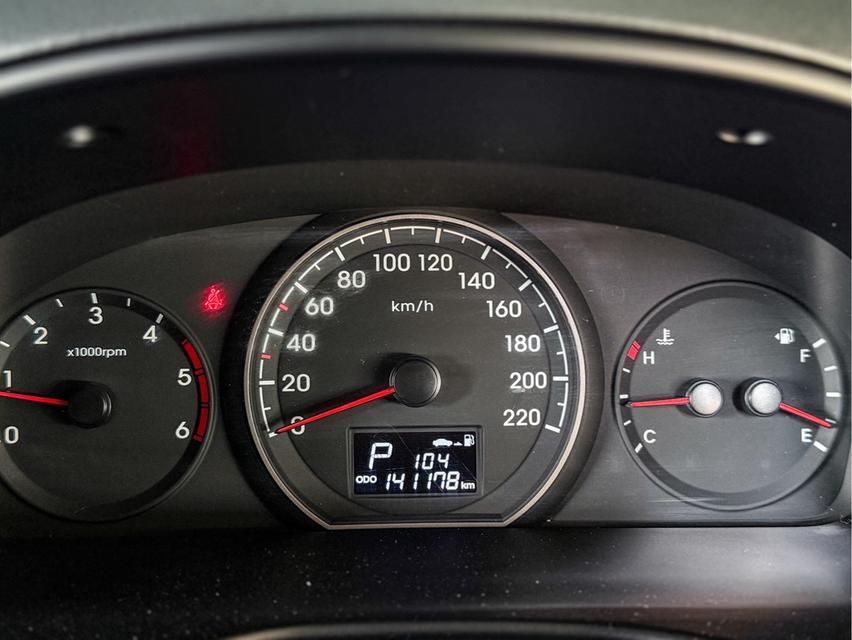 รหัสรถ WRT5736 2018 HYUNDAI H1, DELUXE 7