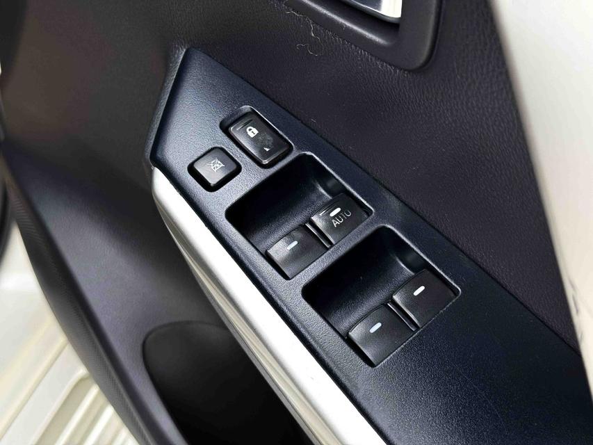 MITSUBISHI PAJERO 2.4 GT Premium Elite Editon 2WD เกียร์ AT ปี 2019 สีขาวเลข​ไมล์ 146,258   กมราคา 659,000 บาทโทร 0929699899 6B718 รูปที่ 11