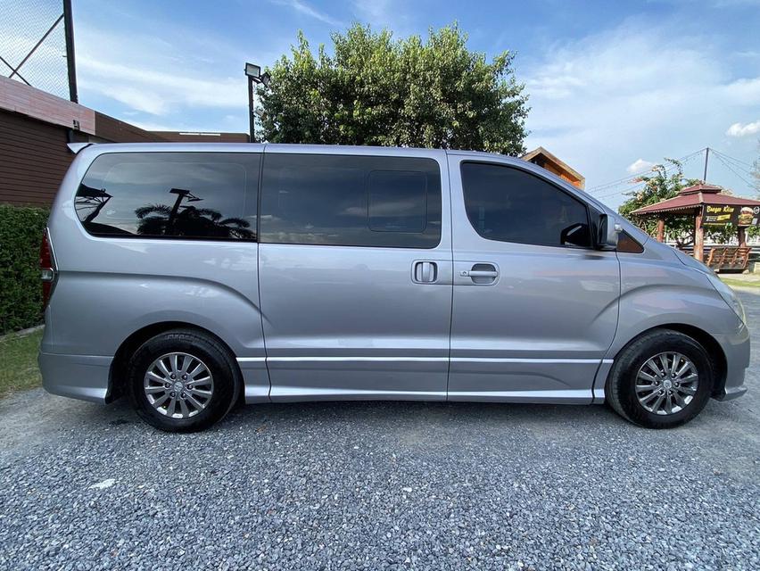 ขาย Hyundai H1 2 5 Deluxe ปี17 4