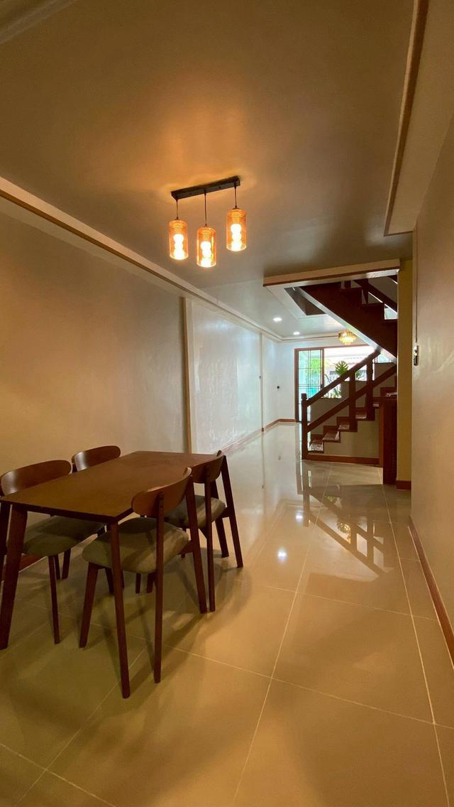 🏠 ทาวน์เฮาส์ 2 ชั้น 2 นอน 2 น้ำ พร้อมของแถมครบ ราคาเพียง 1.79 ล้าน 📌 หมู่บ้านดิเอมเมอรัลด์พาร์ค 2 11