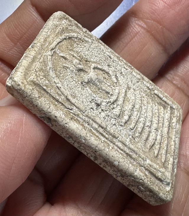 🙏สมเด็จวัดเกศไชโย พิมพ์เจ็ดชั้น พระผ่าการใช้ ด้านหลังมียุบตัวตามธรรมชาติความเก่า รูปย่อยที่ 3