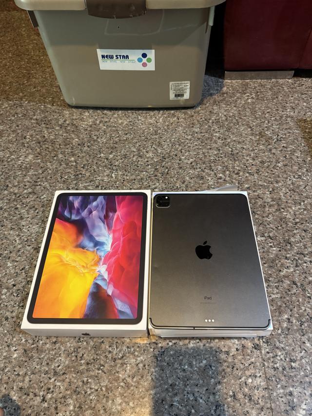 ขายiPadPro11นิ้วสีSpace Gray256กิ๊กWifi Celluer ใส่ซิมได้ใช้งานดีถูกๆๆๆ 2