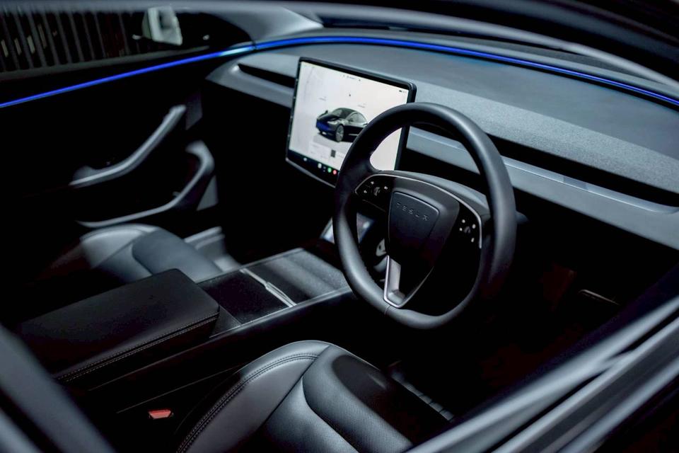 Tesla Model3 RWD Model Highland 11