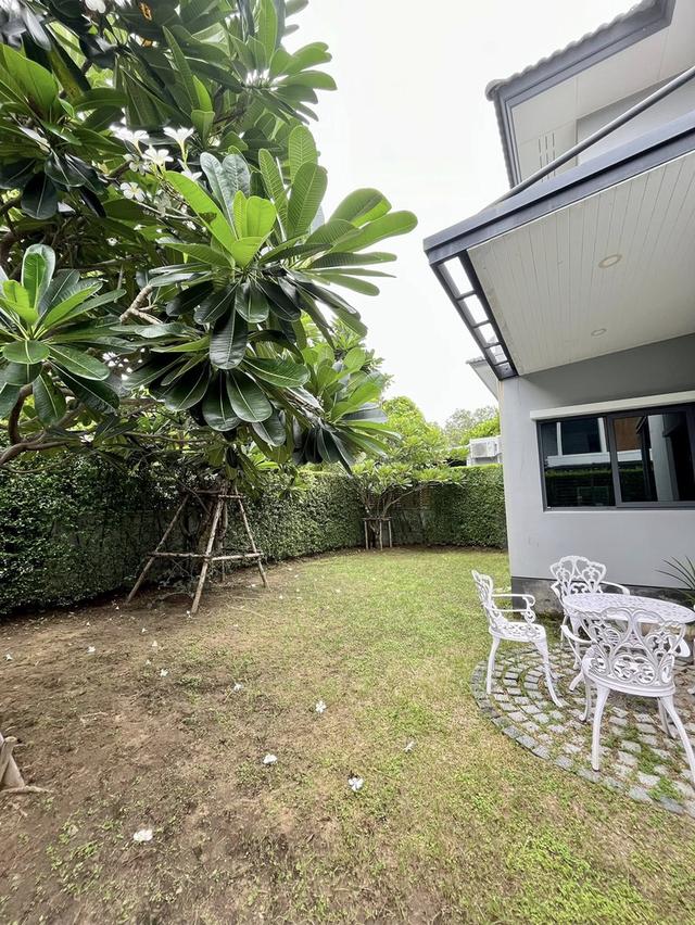 ขายขาดทุนบ้านเดี่ยวหรู 2 ชั้น หมู่บ้าน เซนโทร ราชพฤกษ์ 2 เนื้อที่ดิน 86.4 ตรว. 4 นอน 5 น้ำ บ้านสวย ตกแต่งครบ ใกล้รถไฟฟ้าสายสีม่วง 17